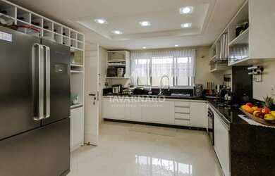 Imagem 10: Casa no Jardim América. Churrasqueira, Varanda, Área de serviçoe321m²...