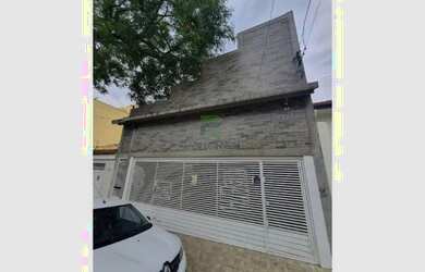 Imagem: A casa possui 2 Dormitórios, 3 Banheiros, 4 Vagas na garagem