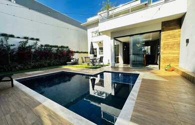 Imagem: A casa em condomínio possui 3 Dormitórios, 5 Banheiros, 4