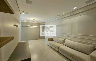 Imagem: O apartamento possui 2 Dormitórios, 2 Banheiros, 2 Vagas na