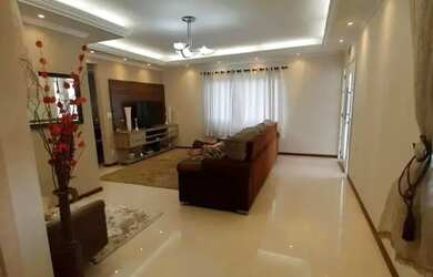 Imagem: A casa em condomínio possui 3 Dormitórios, 4 Banheiros, 4