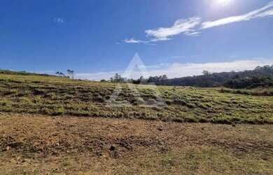 Imagem: O terreno possui 2066m² de Área e está localizado em Loteamento