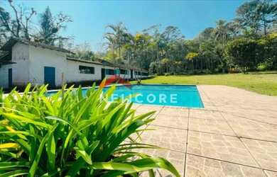 Imagem: A fazenda possui 48.400m² de Área e está localizado em Km