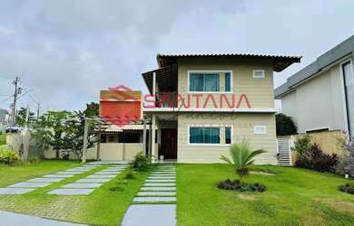 Imagem: A casa possui 4 Dormitórios, 1 Banheiro, 3 Vagas na garagem