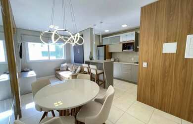 Imagem: O apartamento possui 1 Dormitório, 1 Banheiro, 1 Vaga na garagem