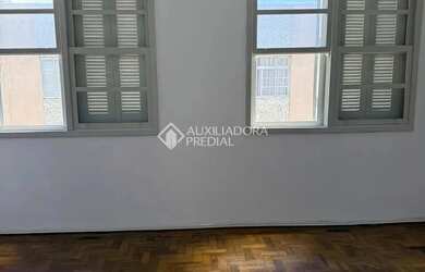 Imagem: O apartamento possui 2 Dormitórios, 1 Banheiro e 58m² de Área