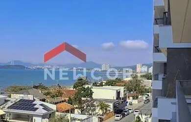 Imagem: O apartamento possui 4 Dormitórios, 5 Banheiros, 3 Vagas na