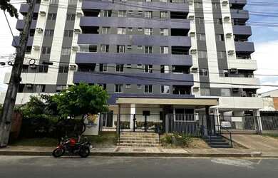 Imagem: O apartamento possui 3 Dormitórios, 1 Banheiro, 1 Vaga na garagem