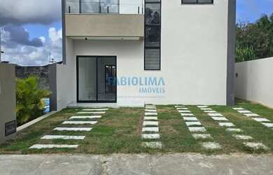 Imagem: A casa em condomínio possui 4 Dormitórios, 3 Banheiros, 2