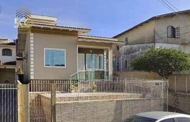 Imagem 2: Casa à venda, 240 m² por R$ 1.120.000,00 - Barreiros - São José/SC