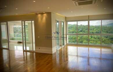 Imagem: O apartamento possui 4 Dormitórios, 5 Banheiros, 5 Vagas na