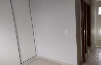 Imagem 8: CASA GEMINADA COM ENTRADA COLETIVA NO XANGRI-LA POR 210MIL