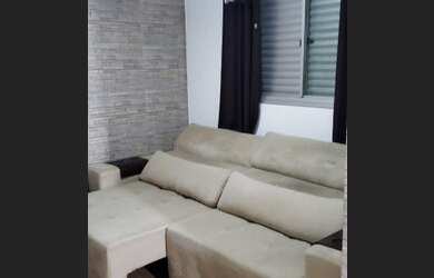 Imagem: O apartamento possui 2 Dormitórios, 1 Banheiro, 2 Vagas na