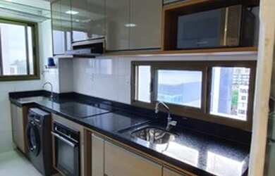 Imagem 3: 1/4 lindo,vista mar,piscina,mobiliado, 1 vaga, portaria 24hs, tudo novo...