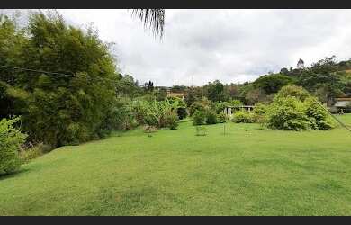 Imagem: O terreno à venda possui 596m² de Área e está localizado