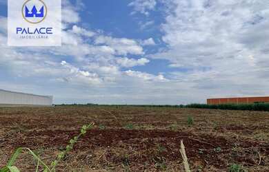 Imagem 4: Terreno, 40000 m² - venda por R$ 6.000.000,00 ou aluguel por R$ 20.000,00/mês...