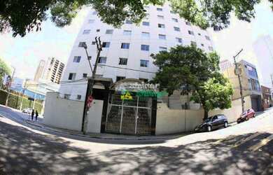 Imagem: O apartamento possui 3 Dormitórios, 3 Banheiros, 174m² de