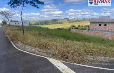 Imagem: O terreno possui 800m² de Área e está localizado em Conselheiro