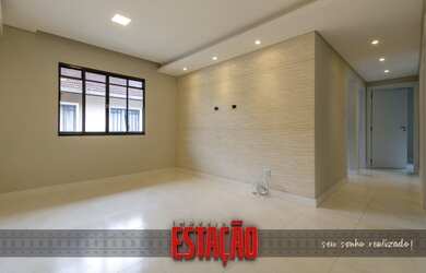 Imagem: O apartamento possui 3 Dormitórios, 1 Banheiro, 1 Vaga na garagem