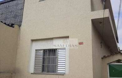 Imagem: A casa possui 5 Dormitórios, 4 Banheiros, 2 Vagas na garagem