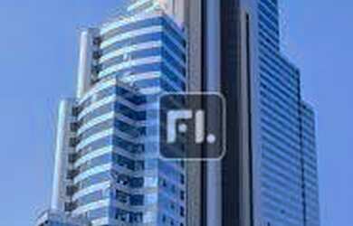 Imagem: O depósito possui 3 Vagas na garagem, 192m² de Área e está