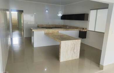 Imagem 2: Casa em Condomínio para Venda em Senador Canedo / GO no bairro Residencial...