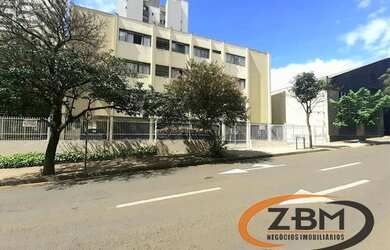 Imagem: O apartamento possui 1 Dormitório, 1 Banheiro, 1 Vaga na garagem