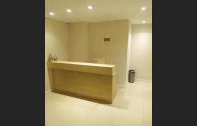 Imagem: O depósito possui 1 Vaga na garagem, 34m² de Área e está