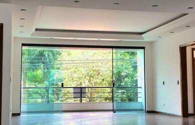 Imagem 3: Casa linda para locação no Residencial Alphaville 2