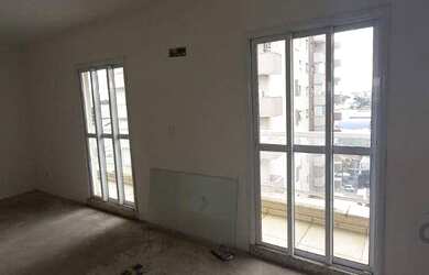 Imagem: O apartamento possui 3 Dormitórios, 1 Banheiro, 1 Vaga na garagem