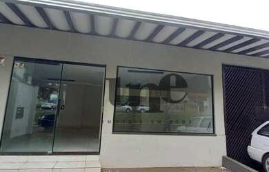 Imagem: O depósito possui 5 Vagas na garagem, 288m² de Área e está