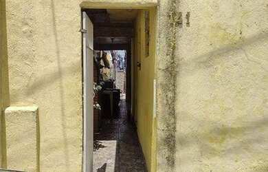 Imagem 7: Terreno com 2 casa no quintal à venda, 180 m² por R$ 400.000 - Artur...