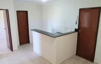 Imagem: O apartamento possui 2 Dormitórios, 1 Banheiro e 49m² de Área