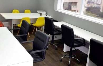 Imagem: O depósito possui 1 Vaga na garagem, 40m² de Área e está