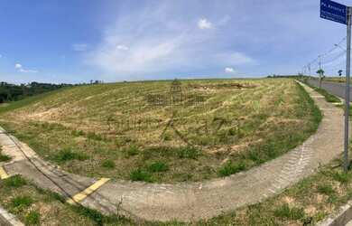 Imagem: O terreno possui 770m² de Área e está localizado em Jardim