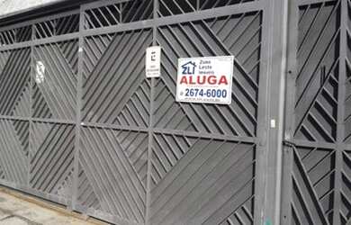 Imagem: O depósito possui 2 Vagas na garagem, 120m² de Área e está