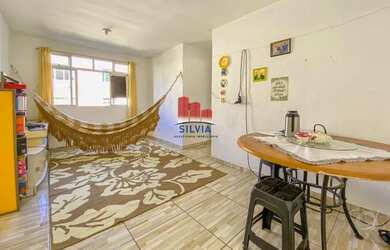 Imagem: O apartamento possui 3 Dormitórios, 1 Banheiro, 1 Vaga na garagem