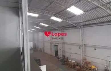 Imagem: O depósito possui 450m² de Área e está localizado em Utinga