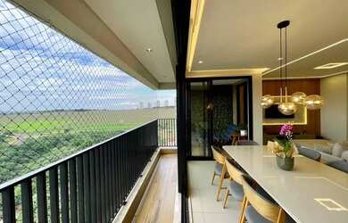 Imagem: O apartamento possui 3 Dormitórios, 5 Banheiros, 2 Vagas na