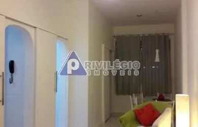 Imagem: O apartamento possui 1 Dormitório, 1 Banheiro, 36m² de Área