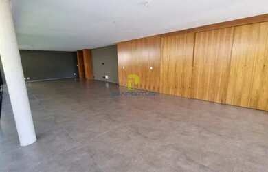 Imagem 5: Bela Vista. Piscina, Varanda, Área de serviçoe468m² de Área