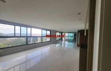 Imagem: O apartamento possui 4 Dormitórios, 5 Banheiros, 4 Vagas na