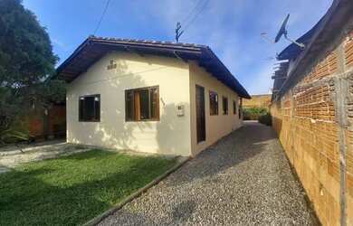 Imagem: Casa no Itaum com 03 quartos e um ótimo terreno livre nos fundos