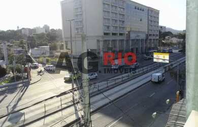 Imagem: O apartamento possui 2 Dormitórios, 1 Banheiro e 70m² de Área