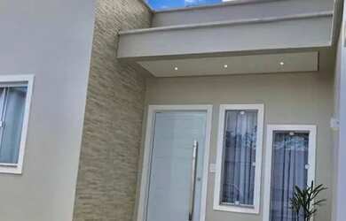 Imagem: A casa possui 2 Dormitórios, 1 Banheiro, 1 Vaga na garagem