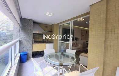 Imagem: O apartamento possui 5 Dormitórios, 4 Banheiros, 2 Vagas na