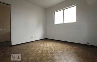 Imagem: O apartamento possui 1 Dormitório, 1 Banheiro, 33m² de Área