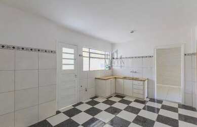 Imagem 10: OPORTUNIDADE ÚNICA Apartamento Reformado de $127 text m 2$ 3 Quartos...