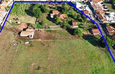 Imagem: A chácara possui 21.000m² de Área e está localizado em