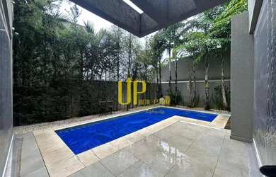 Imagem: A casa em condomínio possui 4 Dormitórios, 5 Banheiros, 5